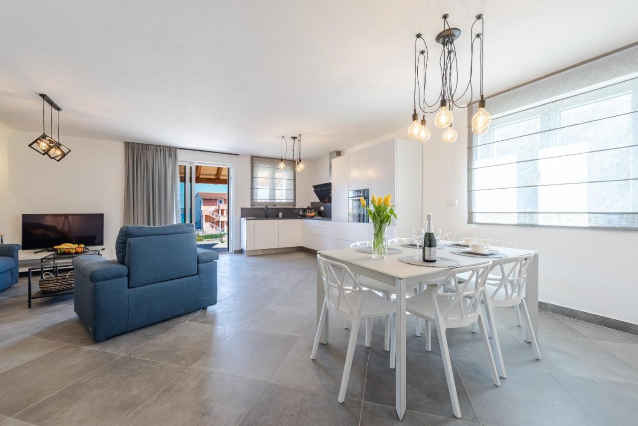 Villa Charm Tkon Ngoại thất bức ảnh