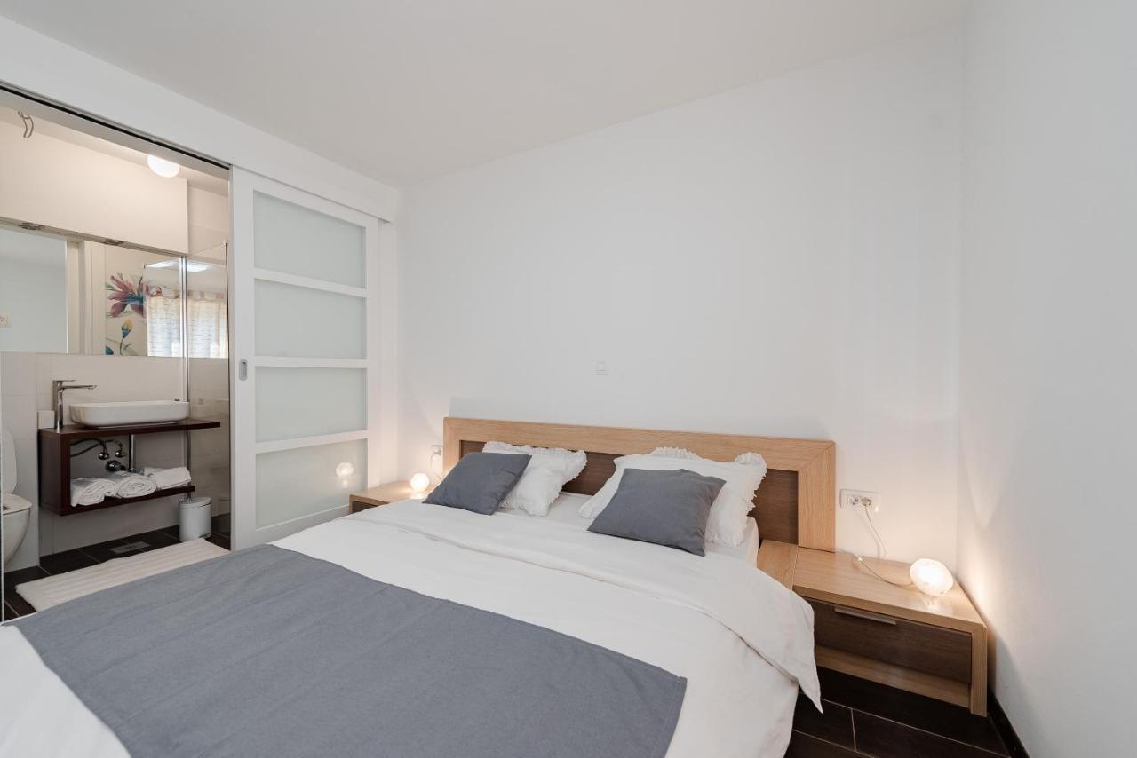Villa Charm Tkon Ngoại thất bức ảnh