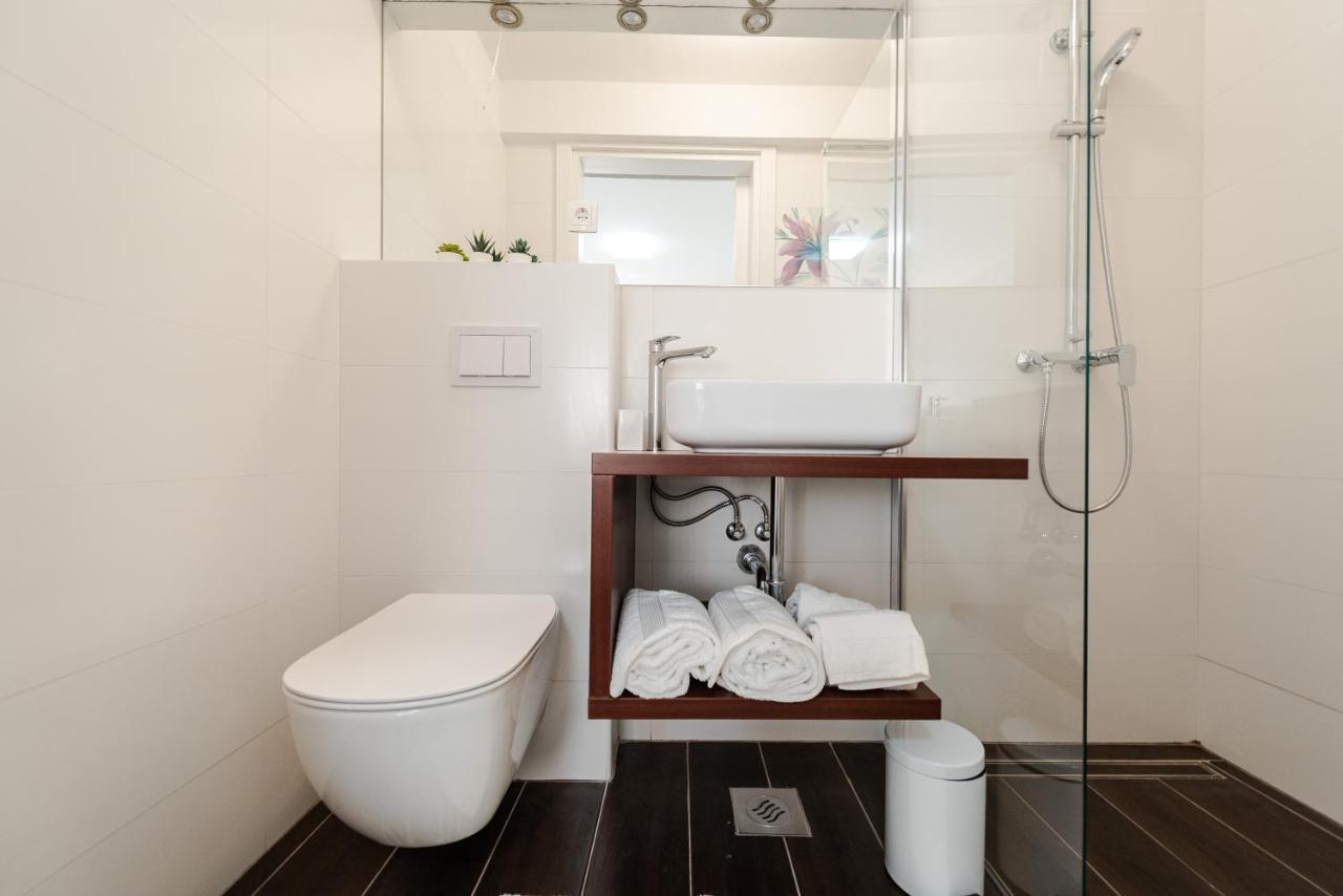 Villa Charm Tkon Ngoại thất bức ảnh