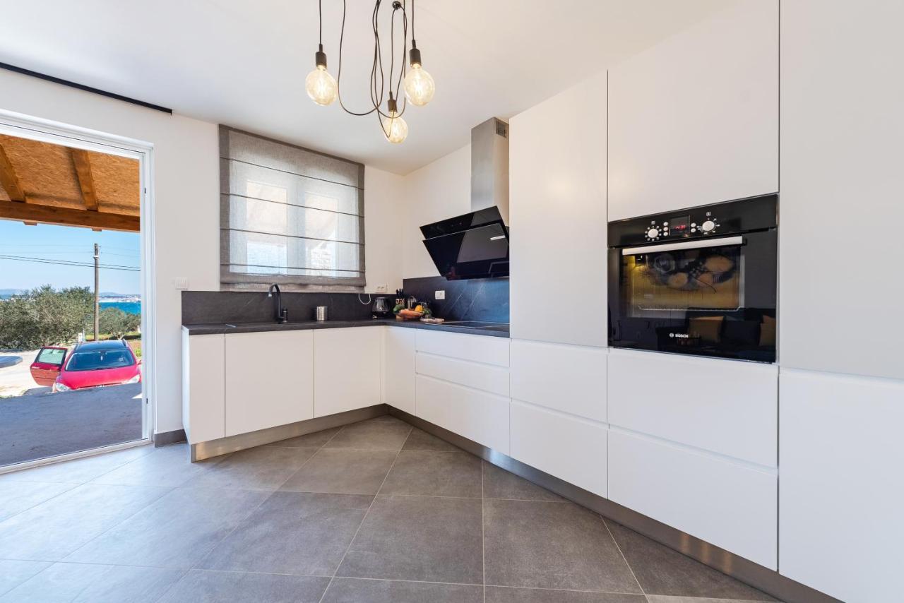 Villa Charm Tkon Ngoại thất bức ảnh